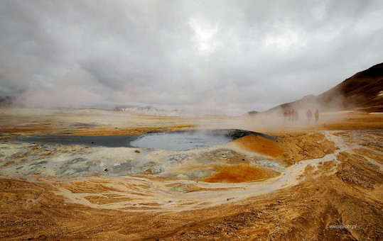 Pole geotermalna pod Namafjall, Islandia