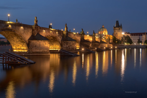 Most Karola o zmierzchu, Praga