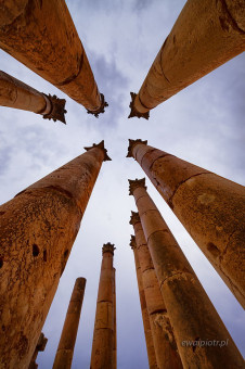 Kolumny w Dżerasz, Jordania