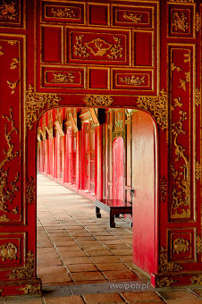 W pałacu cesarskim w Hue, Wietnam