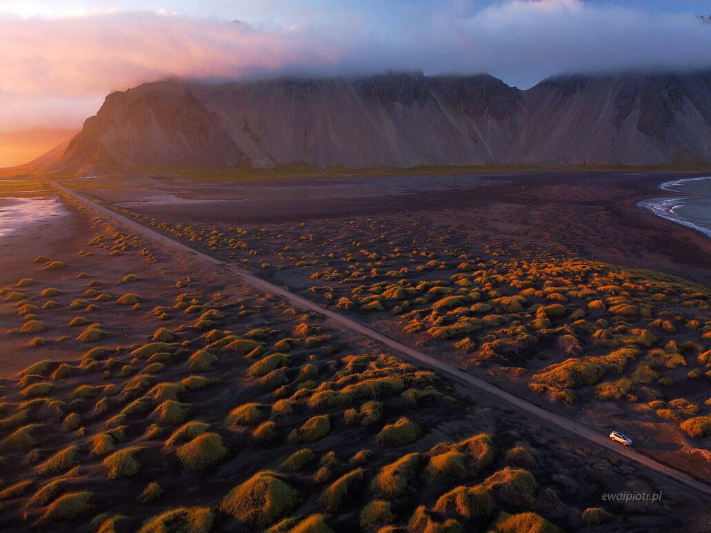 Vestrahorn i Stokksness, Islandia, zachód słońca, z drona, fotowyprawa