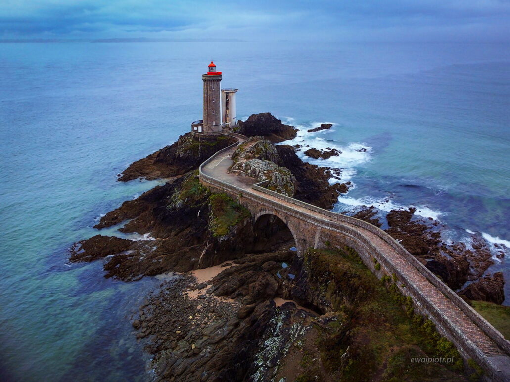 Latarnia morska Petit Minou, Bretania, fotowyprawa, z drona, DJI Mini