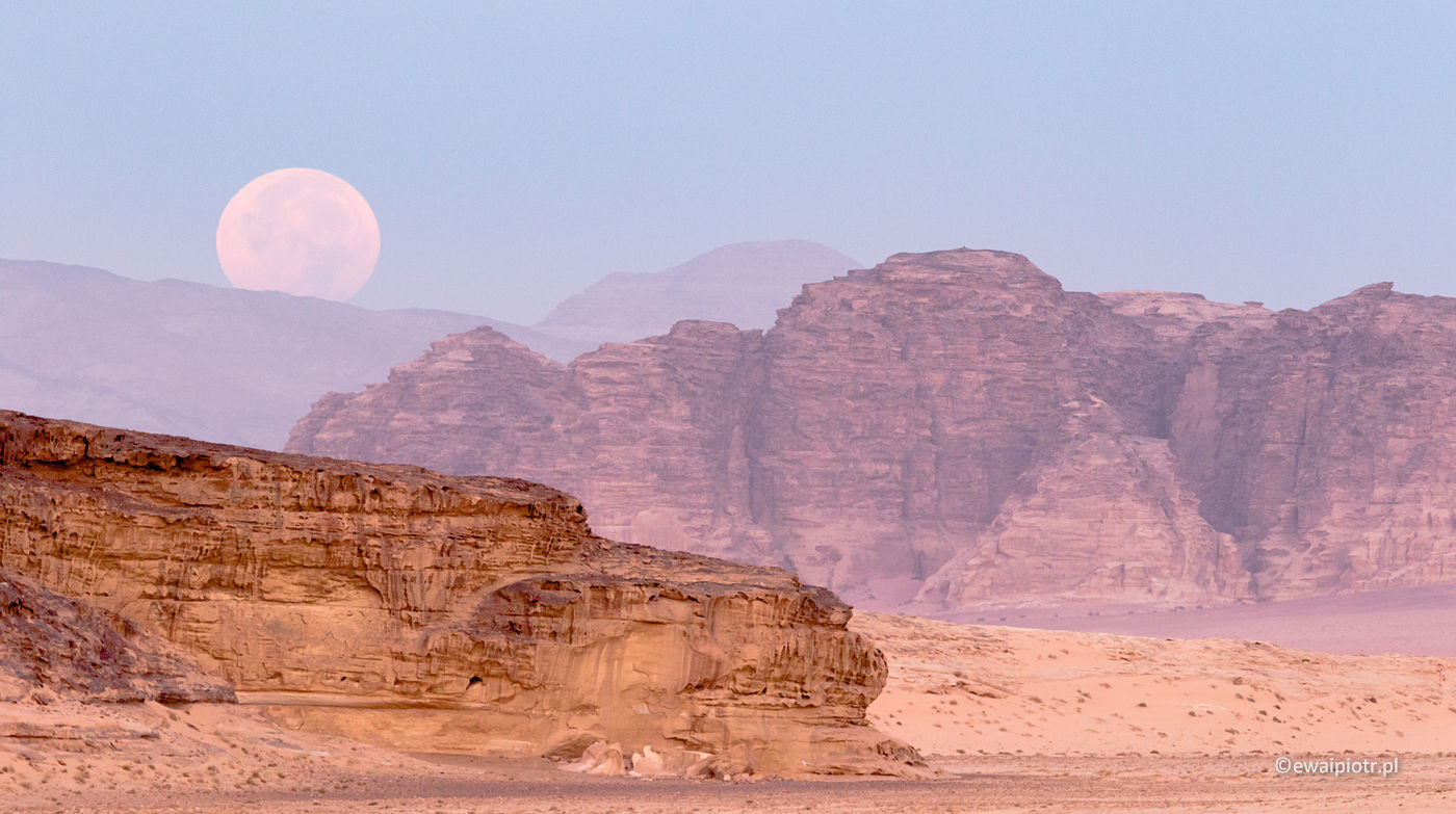 Pełnia Księżyca nad Wadi Rum, Jordania, fotowyprawa