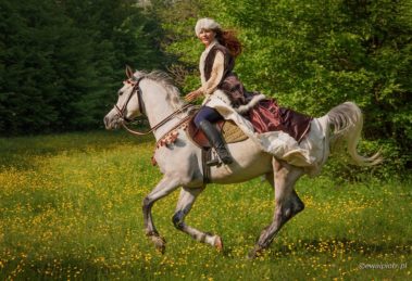 jak fotografować dynamiczne sceny