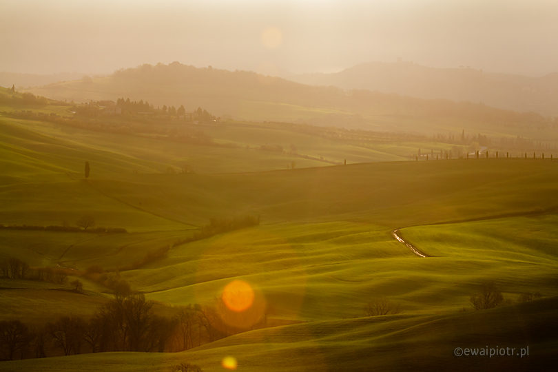 Flara - zdjęcie pod słońce, poradnik, efekt flary, jak zapobiec