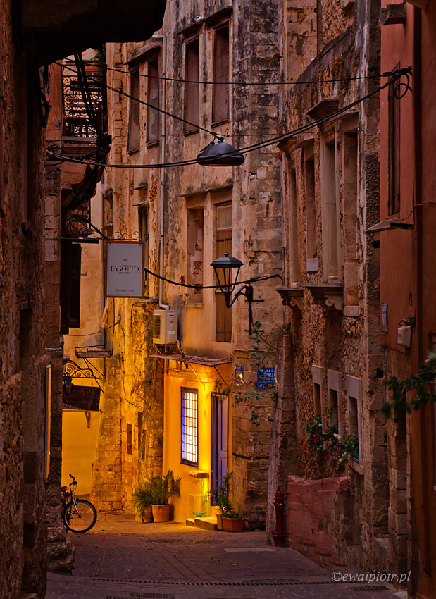 Nocne zdjęcia w mieście: Chania, Kreta