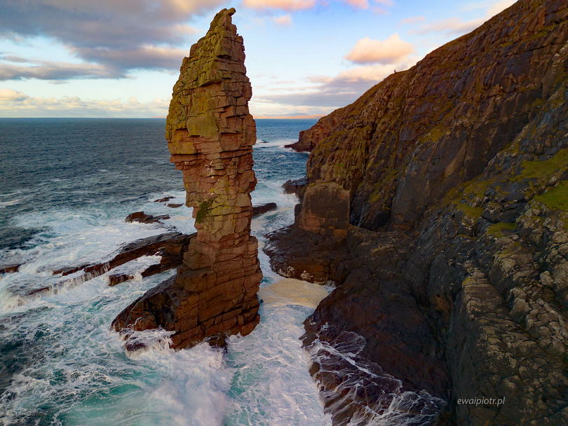 Old Man of Stoer w Szkocji z drona, dron dla fotografa krajobrazów