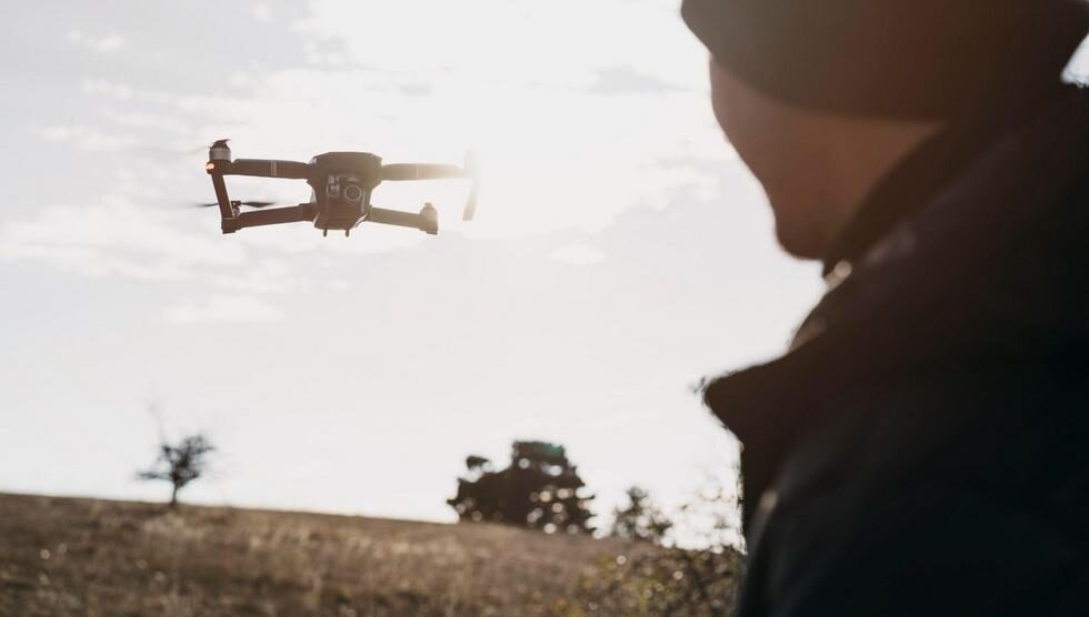 Praca dla fotografa z dronem